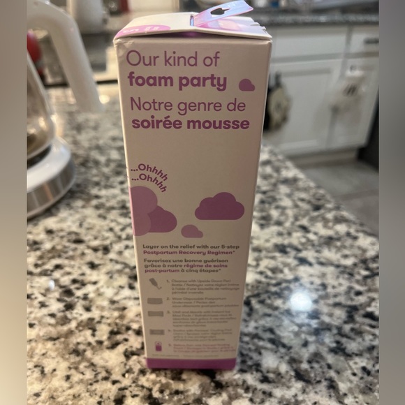 Frida mom perineal healing foam. New in box. - Picture 2 of 4